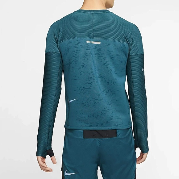 ✔️NIKE TECH PACK REFLECTIVE RUNNING SHIRT - Picture 2 of 13